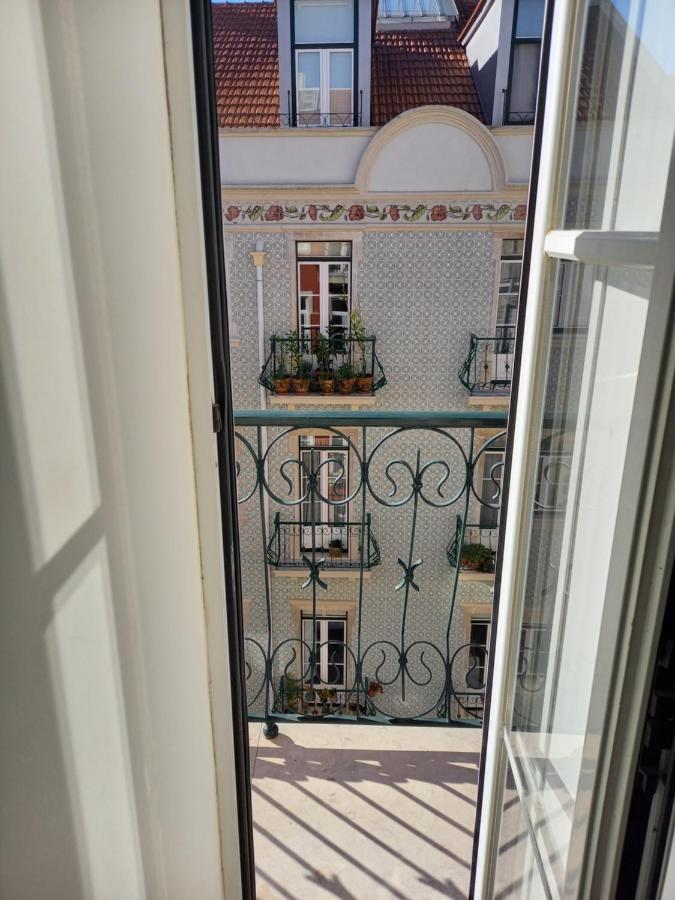 Charme Et Confort Au Coeur De Graca Lisbon Luaran gambar