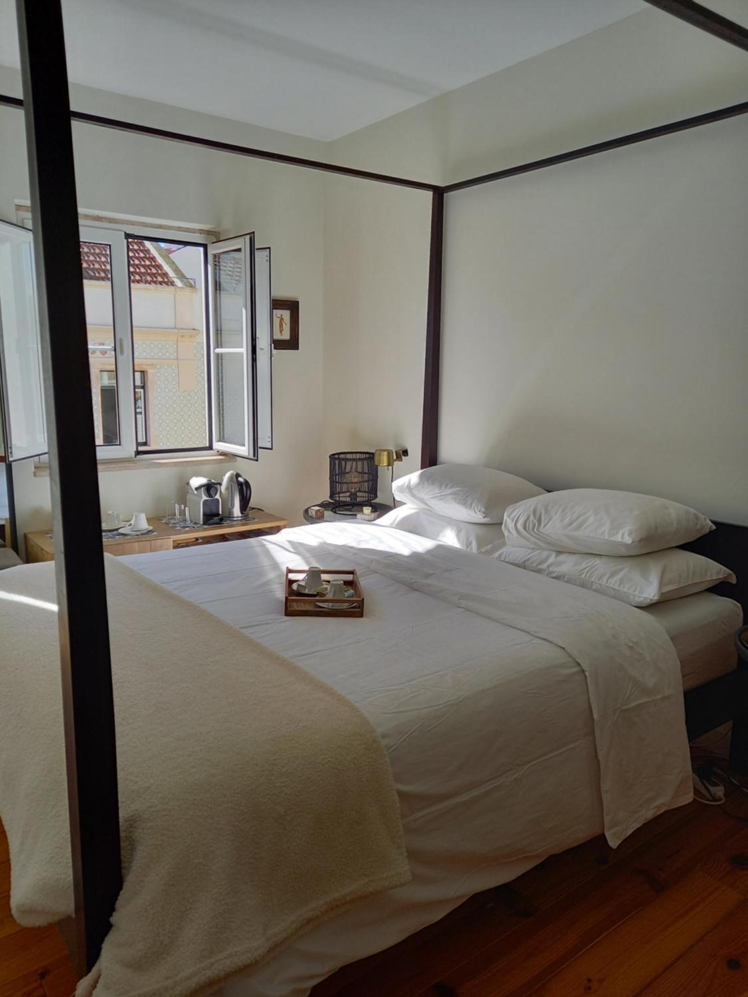 Charme Et Confort Au Coeur De Graca Lisbon Luaran gambar